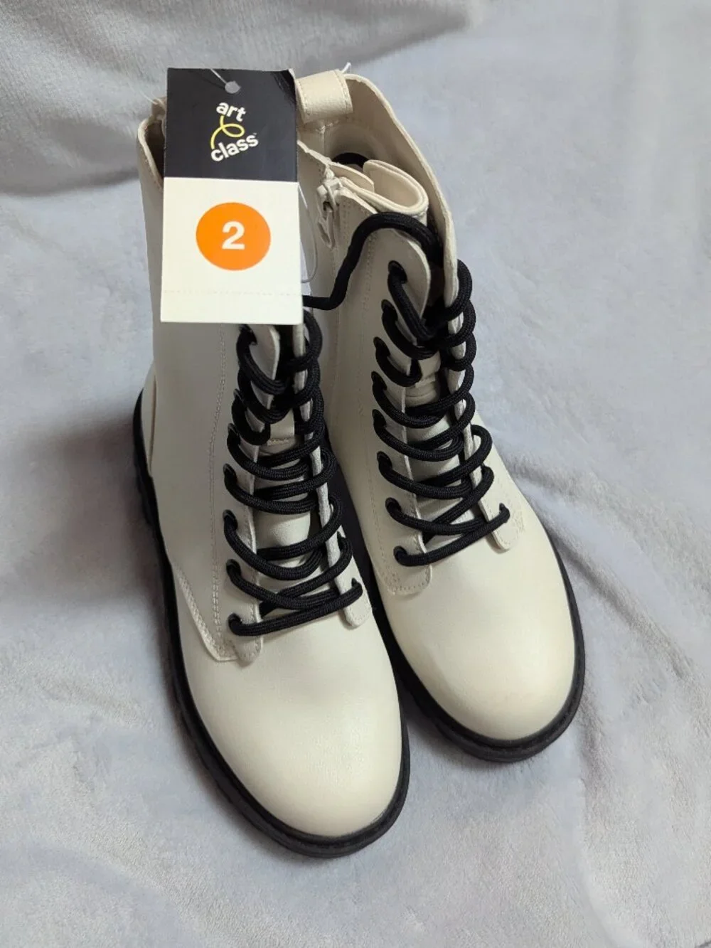 NWT Art Class Kids' Khari Zipper Lace-Up Combat Boots Off-White Girls Size 2